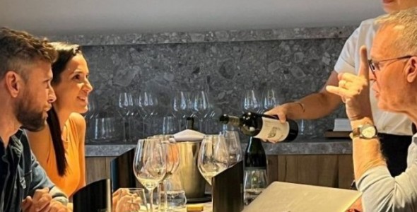 Tim Atkins, uno de los críticos de vinos más importantes del mundo recorrió los Caminos del Vino 