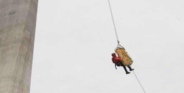 BOMBEROS CORDOBESES SE PREPARAN UNA COMPETENCIA INTERNACIONAL DE RESCATE EN ALTURA