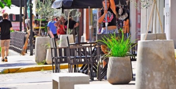 NUEVO IMPULSO AL COMERCIO Y AL TURISMO: INAUGURÓ EL CENTRO COMERCIAL A CIELO ABIERTO DE EMBALSE