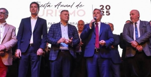 LLARYORA ANUNCIÓ LA CONSTRUCCIÓN DE UN HOSPITAL PARA CARLOS PAZ