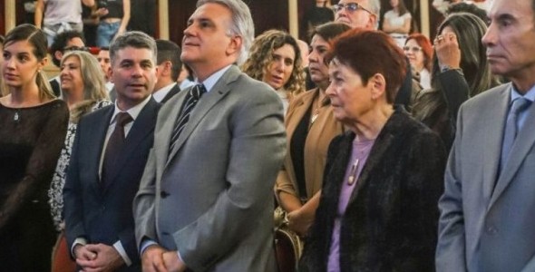 LLARYORA PARTICIPÓ DEL ACTO EN CONMEMORACIÓN DEL DÍA DEL HOLOCAUSTO