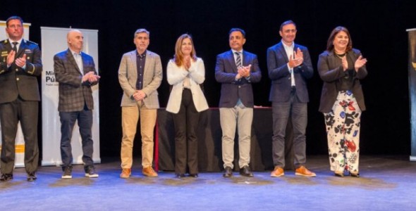 LA UPC ABRE CAMINOS: POR PRIMERA VEZ UNA FUERZA POLICIAL ANTINARCOTRÁFICO FORMÓ A SUS MIEMBROS EN 