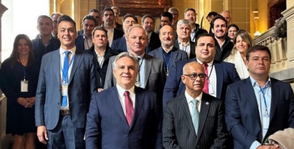 EN ESTADOS UNIDOS, LLARYORA SE REUNIÓ CON EL SECRETARIO GENERAL DE LA OEA, ALBERT RAMDIN