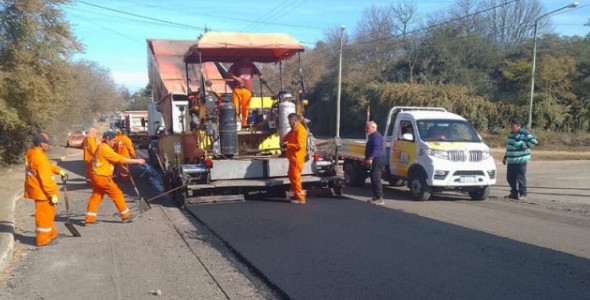 CALAMUCHITA: LA PROVINCIA TRABAJA EN LA REPAVIMENTACIÓN DE RUTAS TURÍSTICAS