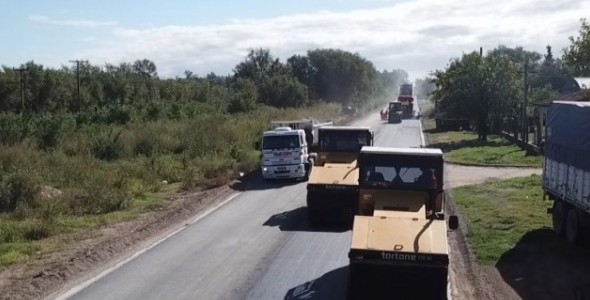 AVANZA LA PAVIMENTACIÓN DEL TRAMO ENTRE VILLA HUIDOBRO Y EL LÍMITE CON LA PAMPA
