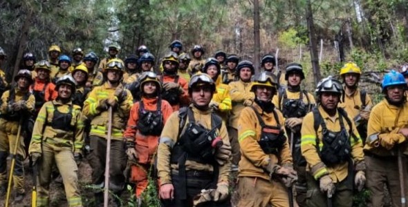 MÁS DE 150 BOMBEROS CORDOBESES COLABORARON EN CHUBUT
