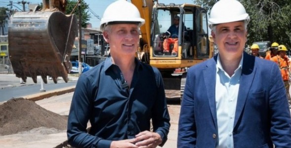 VILLA CARLOS PAZ: LLARYORA RECORRIÓ LA OBRA DE AGUA POTABLE QUE BENEFICIARÁ A 70 MIL VECINOS