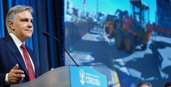 LA PROVINCIA ELEVÓ EL MONTO DE CRÉDITOS PARA MUNICIPIOS Y COMUNAS A 45 MIL MILLONES DE PESOS