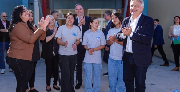 LA CARLOTA: LLARYORA INAUGURÓ EL EDIFICIO DE LA ESCUELA PROA