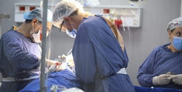 OTRO HITO DE LA SALUD PÚBLICA: EL HOSPITAL TRÁNSITO CÁCERES REALIZÓ UNA COMPLEJA CIRUGÍA HEPÁT