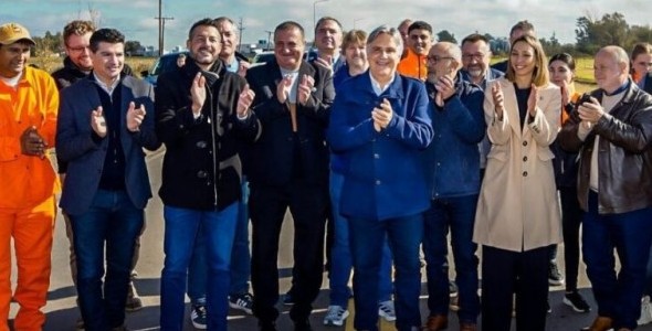 LLARYORA INAUGURÓ LA REHABILITACIÓN DE UN TRAMO DE LA RUTA PROVINCIAL N°6