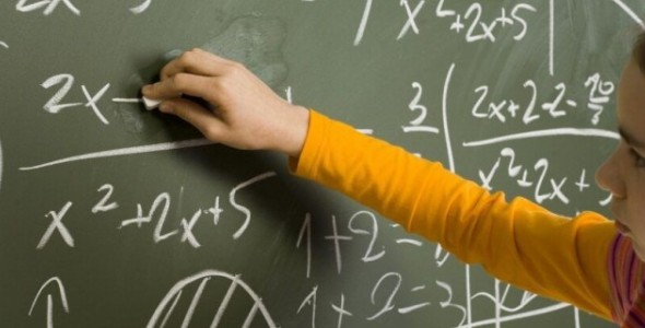 EDUCACIÓN: LAS ESCUELAS PRIMARIAS REFUERZAN LENGUA Y MATEMÁTICA CON MÁS HORAS EN LAS AULAS