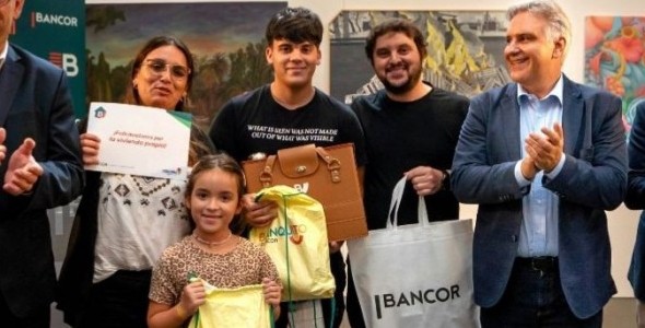 LLARYORA ENTREGÓ EL CRÉDITO HIPOTECARIO MIL DE BANCOR