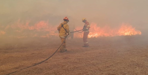 INCENDIO: FOCO ACTIVO EN LA CALERA