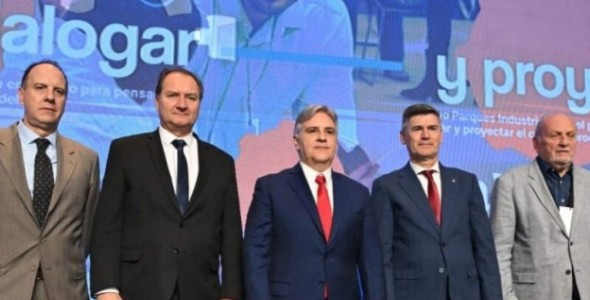 PARQUES INDUSTRIALES: LLARYORA PONDERÓ EL MODELO PRODUCTIVO CORDOBÉS