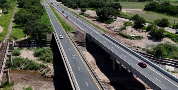 RUTA 9 NORTE: LA AUTOVÍA CÓRDOBA–JESÚS MARÍA YA TIENE DOS CARRILES POR SENTIDO EN TODA SU EXTE