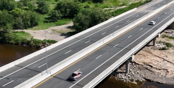 CORDOBESES Y TURISTAS YA DISFRUTAN DE LA AUTOVÍA CALAMUCHITA