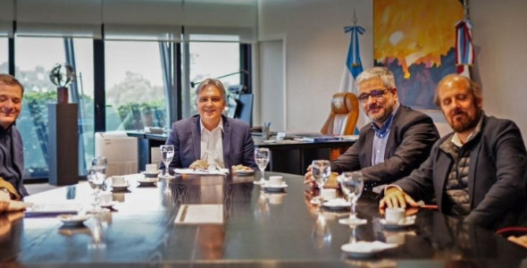 LLARYORA RECIBIÓ A DIRECTIVOS DE AIR EUROPA