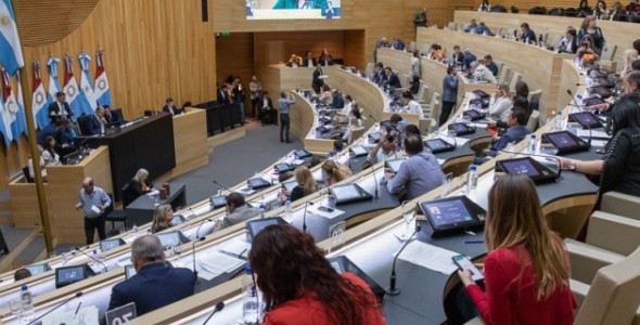 IMPULSAN LA FORMALIZACIÓN DE EMPLEOS EN MYPES CORDOBESAS DE TURISMO Y COMERCIO