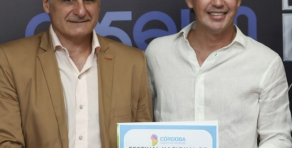 LA PROVINCIA ENTREGÓ FONDOS AL FESTIVAL NACIONAL DE FOLKLORE 2025