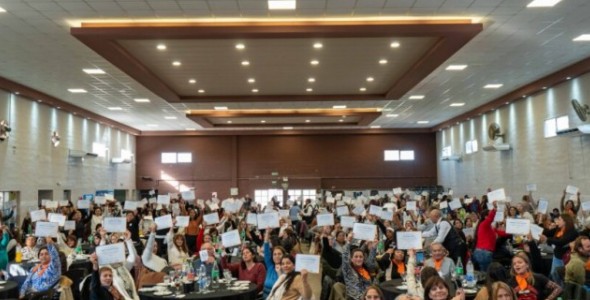 LA PROVINCIA OFRECIÓ UNA JORNADA DE CAPACITACIÓN Y RECONOCIMIENTO PARA COCINERAS DE PAICOR