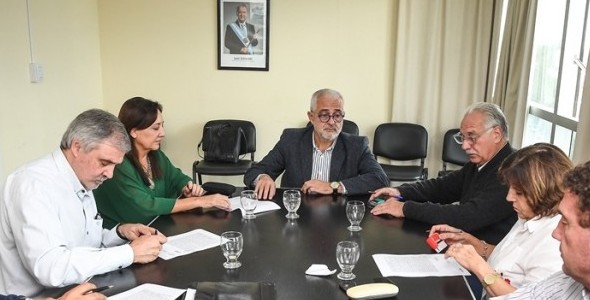 LA PROVINCIA ACORDÓ CON UEPC