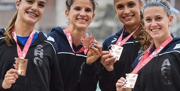 Vicky Woodward logró un podio en el Sudamericano de Mayores