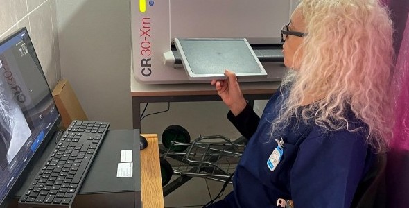 SALUD PÚBLICA: SISTEMA DE DIGITALIZACIÓN DE MAMOGRAFÍAS Y RADIOGRAFÍAS