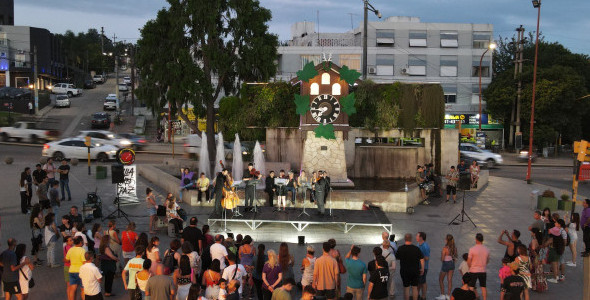 VILLA CARLOS PAZ COMENZÓ ENERO CON GRAN MOVIMIENTO TURÍSTICO EN LA CIUDAD