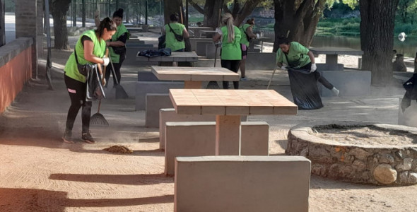 CONTINÚA LAS TAREAS DE LIMPIEZA Y MANTENIMIENTO EN LA CIUDAD