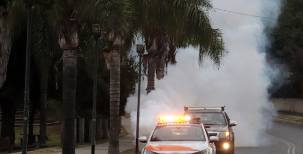 PROGRAMA MUNICIPAL DE PREVENCIÓN SANITARIA EN ESPACIOS PÚBLICOS: HOY SE REALIZÓ LA FUMIGACIÓN EN