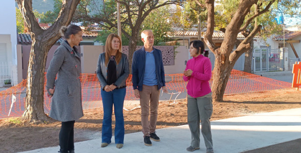 CON UNA MIRADA AMBIENTAL, AVANZAN LAS OBRAS DE REFUNCIONALIZACIÓN DE LA PLAZA ECUADOR