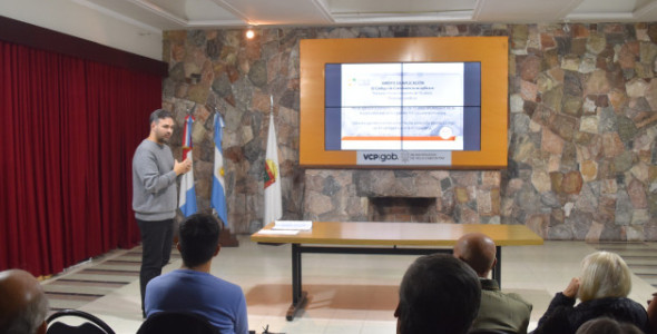 INICIARON LAS CAPACITACIONES SOBRE EL NUEVO CÓDIGO DE CONVIVENCIA CIUDADANA PARA LOS CENTROS VECINA