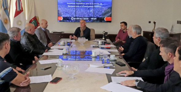 MASTER PLAN DE TURISMO SOSTENIBLE, MESA DE TRABAJO PARA INCENTIVAR INVERSIONES EN INFRAESTRUCTURA HO