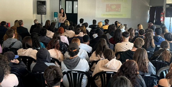 FAMILIA ACTIVA: MÁS DE 250 ESTUDIANTES PARTICIPARON DEL TALLER ALIMENTANDO FUTURO
