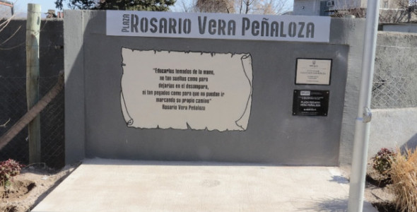 PUESTA EN VALOR EN PLAZA ROSARIO VERA PEÑALOZA, EN BARRIO LAS ROSAS NORTE