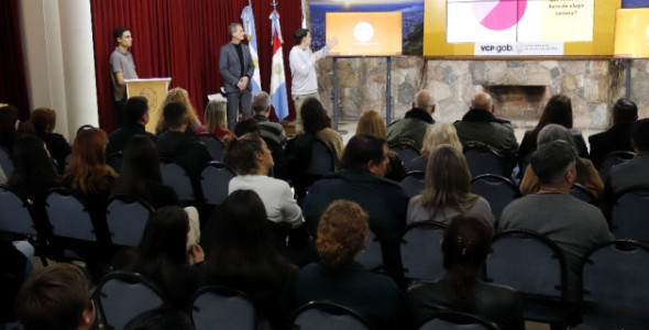 MUNICIPALIDAD DE VILLA CARLOS PAZ LANZA EL PROGRAMA “PROYECTÁ TU FUTURO” PARA JÓVENES ESTUDIAN