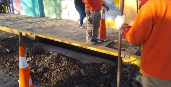 SERVICIOS PÚBLICOS: CONTINÚAN LOS ARREGLOS DE CALLES, PODA, LIMPIEZA Y MANTENIMIENTO DE ESPACIOS P