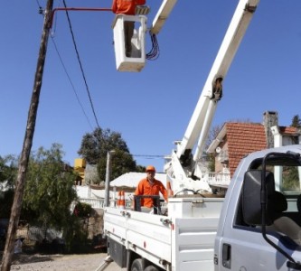 VCP ILUMINA 2: SE COLOCARON NUEVAS LUMINARIAS LED EN BARRIO VILLA DEL LAGO