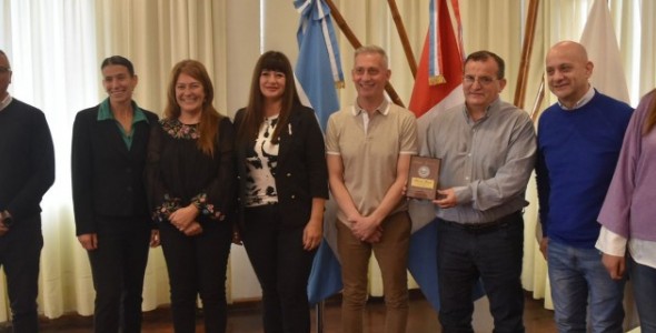 EL INGENIERO Y PROFESOR MARCELO GARCÍA RECIBIÓ LA MEDALLA DEL CENTENARIO