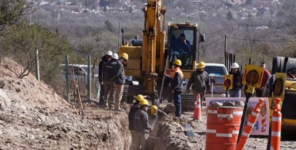 COSQUÍN: AVANZA LA OBRA DE AGUA POTABLE PARA BARRIO SAN JOSÉ OBRERO