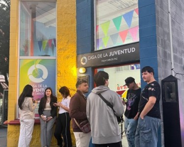LA MUNICIPALIDAD DE VILLA CARLOS PAZ IMPULSA LA PARTICIPACIÓN JUVENIL A TRAVÉS DEL STREAMING DE LA