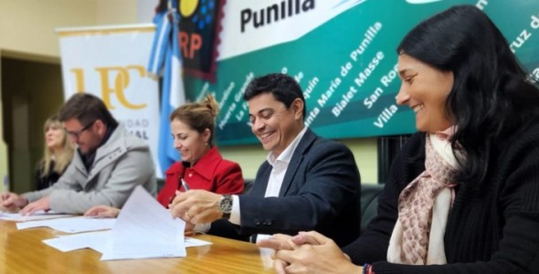 FIRMAN UN CONVENIO PARA LA REALIZACIÓN DEL PLAN REGIONAL DE GESTIÓN TURÍSTICA, LA UNIVERSIDAD PRO