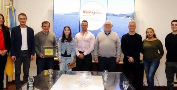 EL MUNICIPIO PRESENTÓ EL CLUB DE CIENCIAS CARLOS PAZ