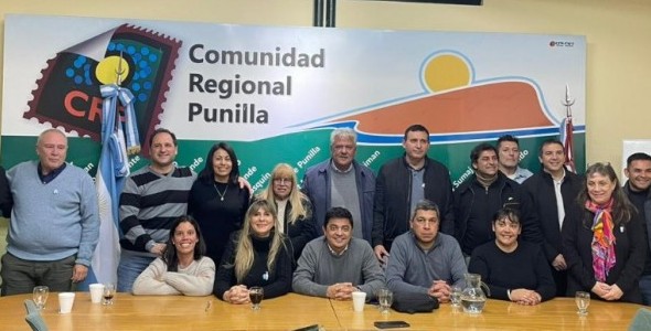 FABIÁN FLORES FUE ELEGIDO PRESIDENTE DE LA COMUNIDAD REGIONAL PUNILLA