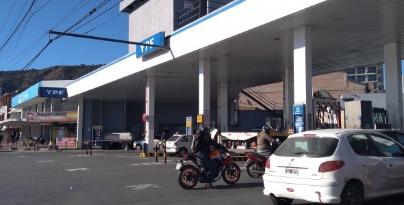 Nuevo aumento del combustible en todas las estaciones de servicio