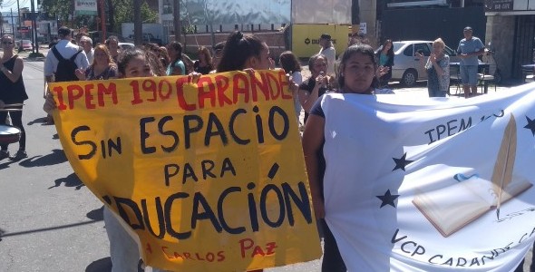 Continúa el conflicto con el IPEM 190 Carande Carro