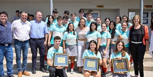 LA PROVINCIA INAUGURÓ LA AMPLIACIÓN DEL IPET 44 DE MIRAMAR