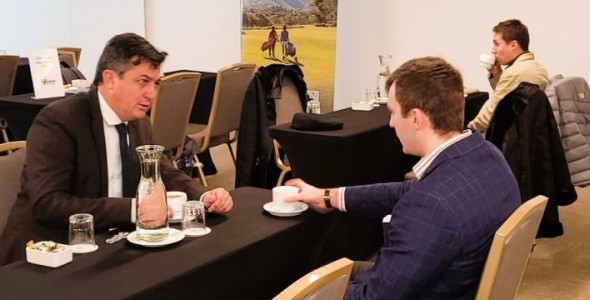 EL PRESIDENTE DE LA AGENCIA CÓRDOBA TURISMO SE REUNIÓ CON REPRESENTANTES DE SKY AIRLINES