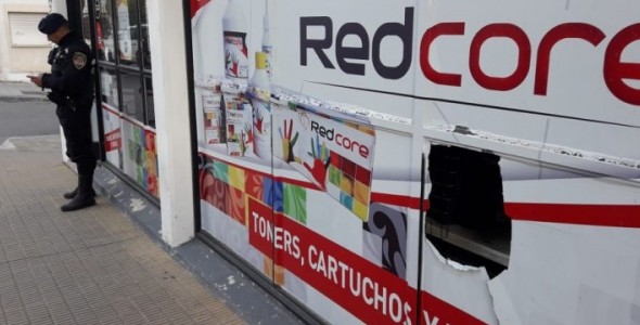Robaron en un local de computación